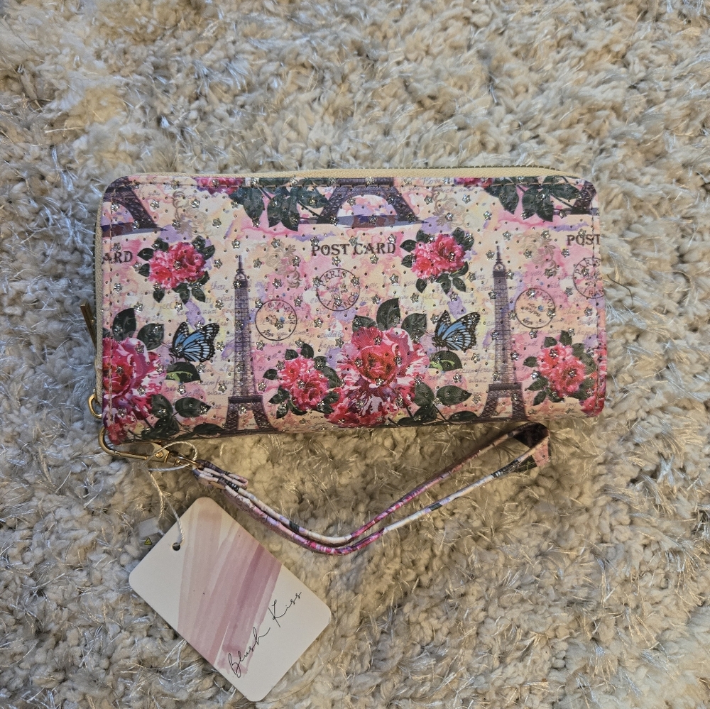 NWT Blush kiss wristlet